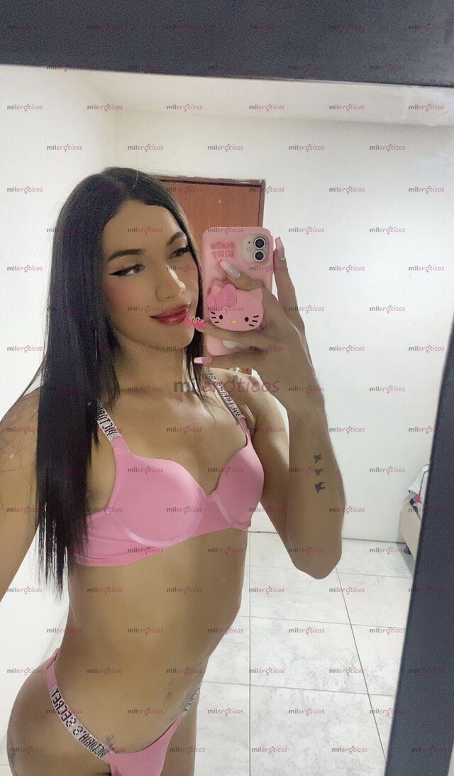 FOTOS DE FLACA DELICIOSA DE NUEVO VEN Y DAME TODA TU RICA LECHE PAPASITO