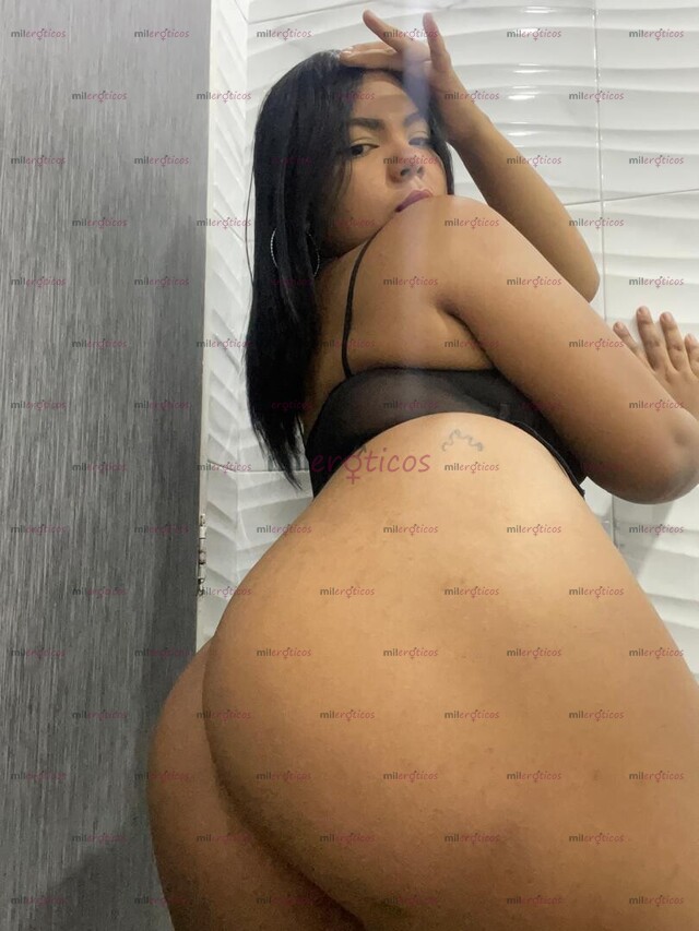 FOTOS DE VENEZOLANA SÚPER CALIENTE DE GRANDES CURVAS Y SÚPER COMPLACIENTE