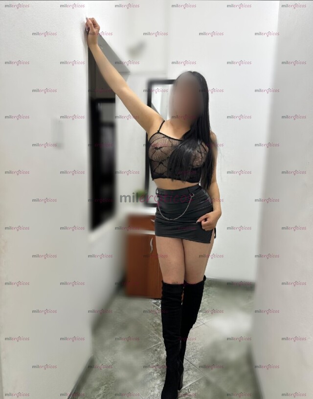 FOTOS DE CHICA MUY TIERNA AGRADABLE DE MENTE MUY ABIERTA CON MUCHA EXPERIENCIA