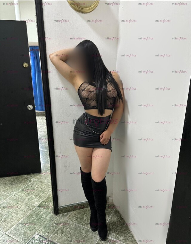 FOTOS DE PELI NEGRA DE BUENA ACTITUD CON UN CUERPO DELICIOSO