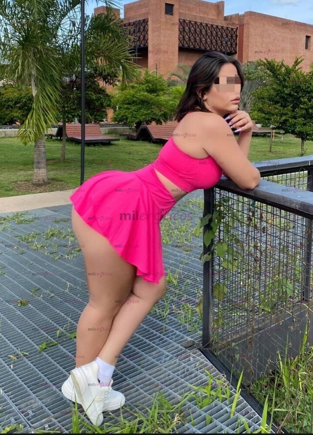 FOTOS DE CHICA DE 28 CON EXPERIENCIA EN HACERTE ORAL DELICIOSO