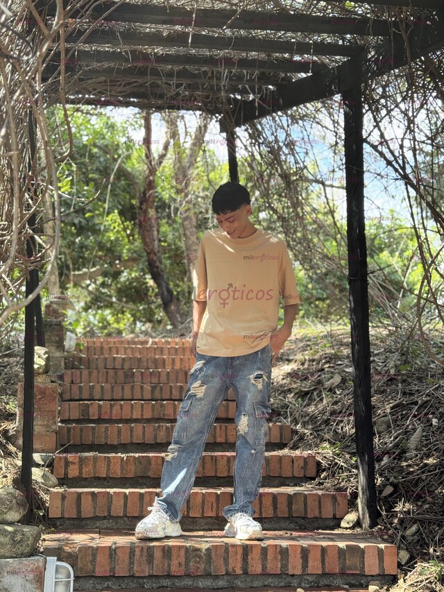 FOTOS DE MORENO VERSATIL COMPLACIENTE Y EDUCADO DISPONIBLE 24H