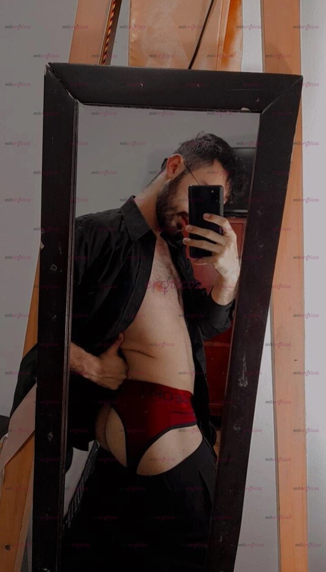 FOTOS DE UNIVERSITARIO CALIENTE DISPUESTO A COMPLACERTE