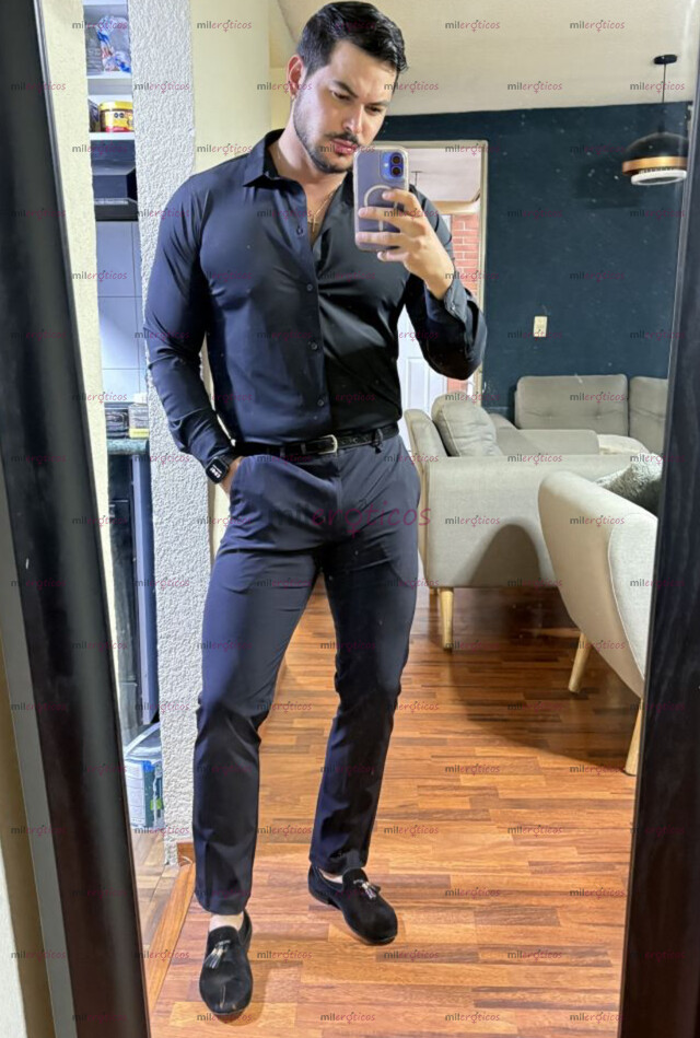 FOTOS DE SAM MACHO XL 20CM, 187M, ATENTO, SERIO Y DISCRETO