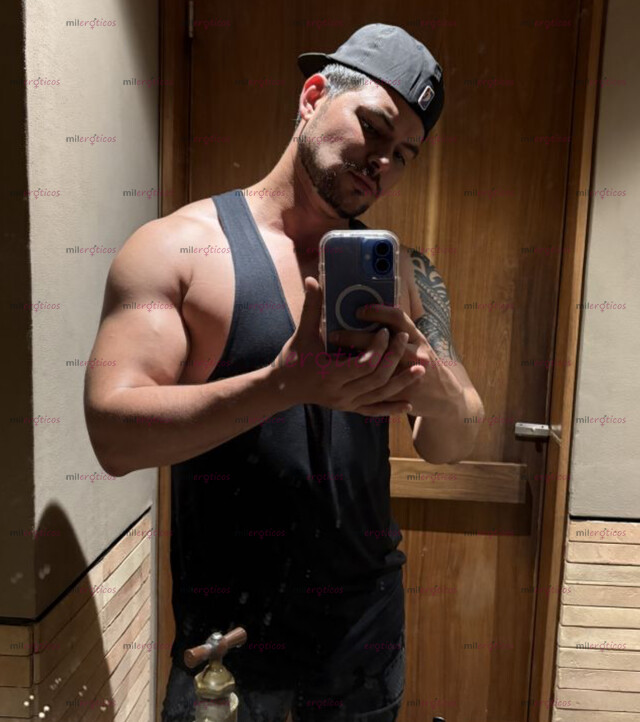 FOTOS DE SAM MACHO XL 20CM, 187M, ATENTO, SERIO Y DISCRETO