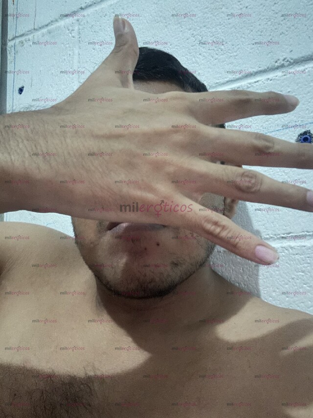 FOTOS DE CHAVO DE 25 AÑOS MORENITO EN BUSCA DE UNA CHICA(TAMBIÉN SOY SINGLE)