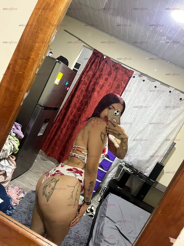 FOTOS DE OLA SOY ALEJA TATUADA CON 23 AÑOS PELIS ROJA