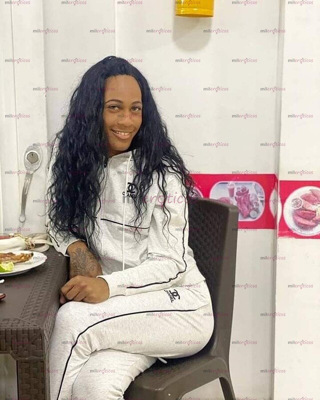 FOTOS DE FEMENINA, ARRECHA,DESCOMPLICADA, DOTADA Y MUY LECHERA CONTENIDO