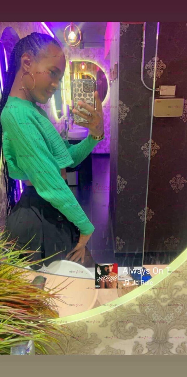 FOTOS DE FEMENINA, ARRECHA,DESCOMPLICADA, DOTADA Y MUY LECHERA CONTENIDO