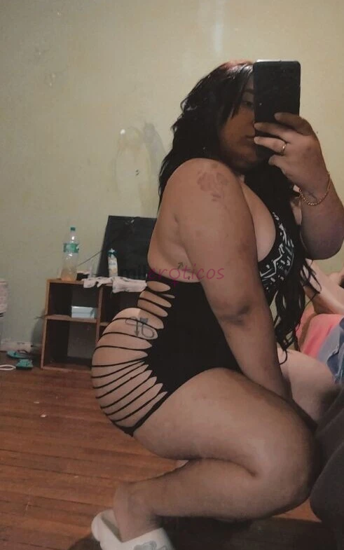 Hola me llamo valeria me gusta hacer oral vagina dar beso como novio soy carinosa doy masaje y otra cositas mal ago domicilio una hora 60 momento 30 s...