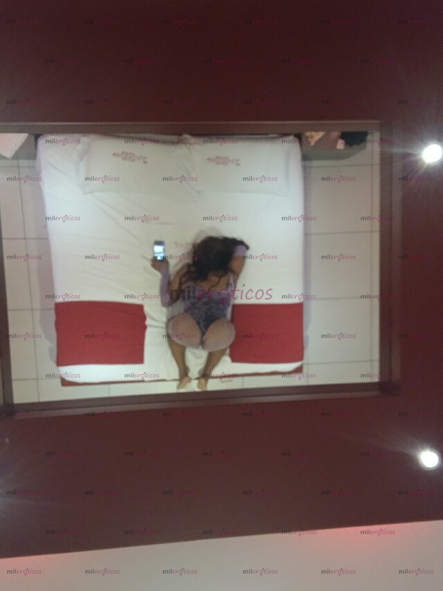 FOTOS DE CHAPARRITA TRAGONA DE LECHE BBE Y VERGA CARIÑO DAME AL FULL