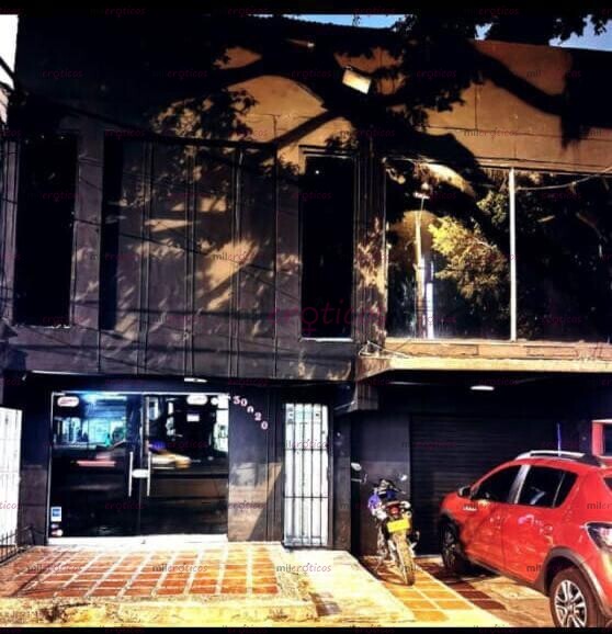 FOTOS DE BUSCO CHICAS QUE QUIERAN GENERAR BUENOS INGRESOS APTO PRIVADO EN LAURELES