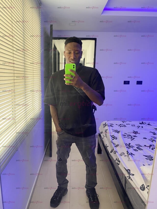 FOTOS DE JOVEN NEGRO DOTADO SÚPER DETONADOR ME ENCANTA SATISFACER A UNA MUJER
