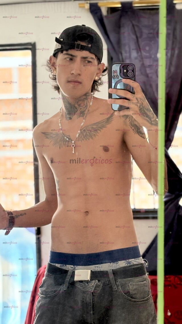 FOTOS DE FLACO SERIO SORNERO DISPUESTO A PASAR UN RATO AGRADABLE