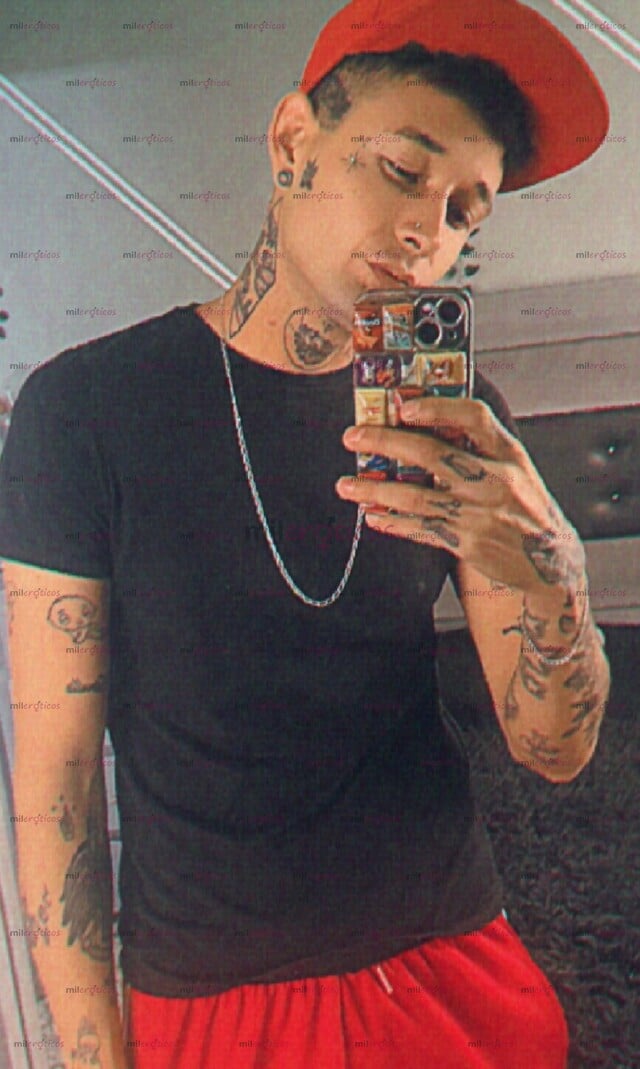 FOTOS DE MORRO TATUADO DISPONIBLE CACHONDO EN LA CIUDAD PASIVO