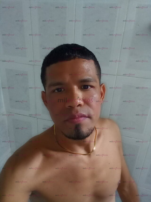 FOTOS DE VENEZOLANO FLACO VERGON RECIÉN LLEGADO A LA CUIDAD DE BOGOTÁ