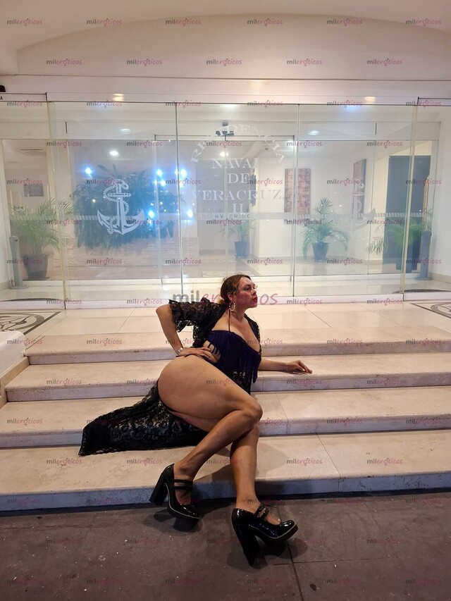 FOTOS DE EN TU SERVICIO 50%DE DESCU.SI ESTÁS MEGA DOTADO, GUAPO, GÜERO O ERES EXTRANJERO