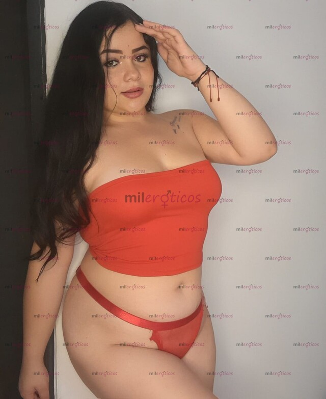 FOTOS DE TIENES NOVIA ? QUE RICO. ESO LO VUELVE MAS INTERESANTE