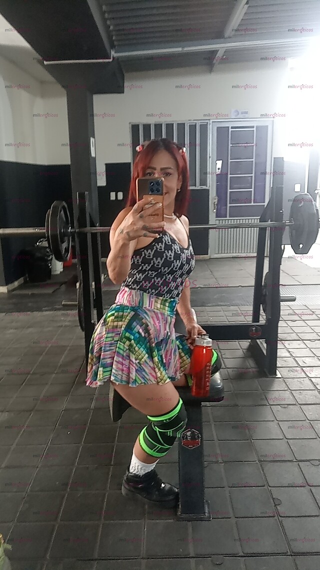 FOTOS DE HOLA SOY TU RICA PELI ROJA BIEN ESTRECHITA