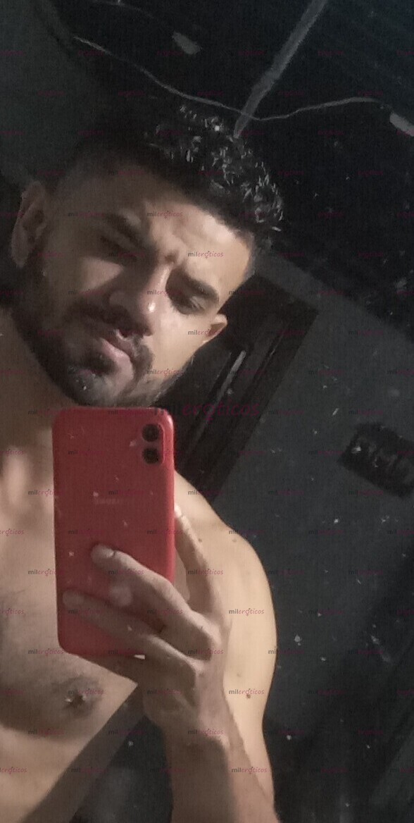 FOTOS DE CHICO DE COMPLEXION DELGADA LISTO PARA ATENDERTE