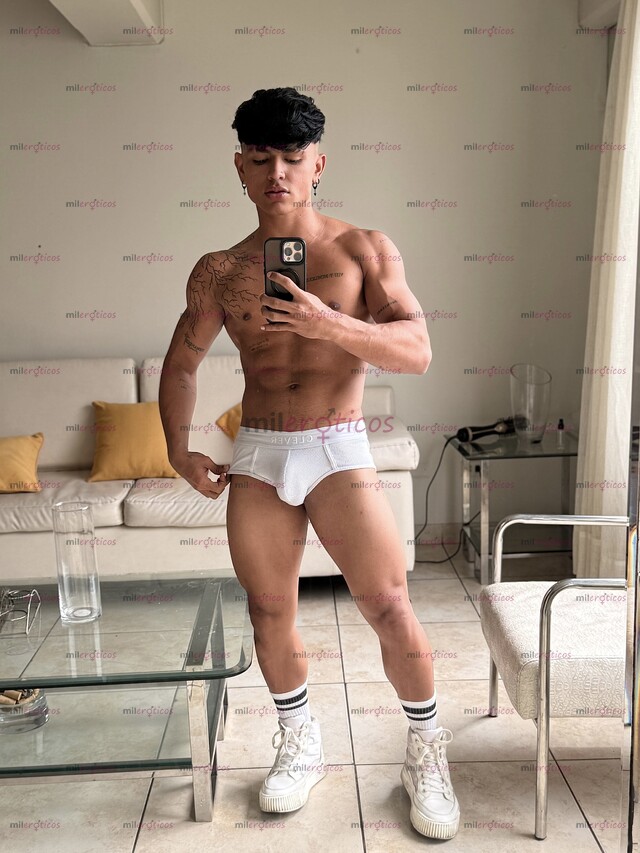 FOTOS DE CHICO SEXY COSTEÑO CON BUENA VERGA PARA COMPLACERTE