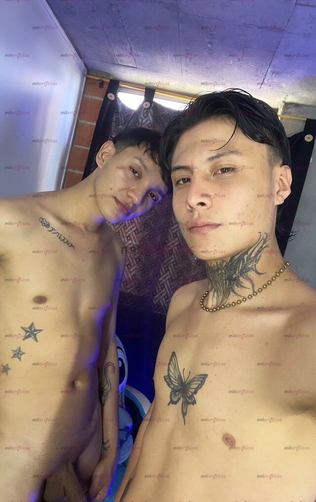 FOTOS DE DOS CHICOS VERSÁTILES MORBOSOS HÁBLANOS.