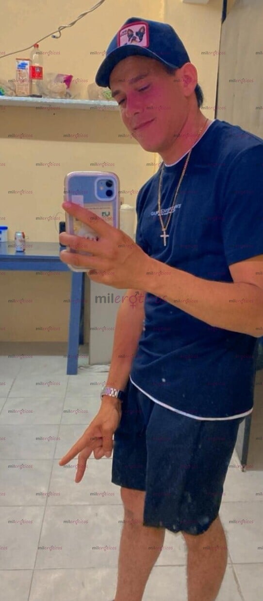 FOTOS DE HOLA SOY UN CHICO ATRACTIVO DISPUESTO A CUMPLIR CON TUS FANTACIAS FETICHES