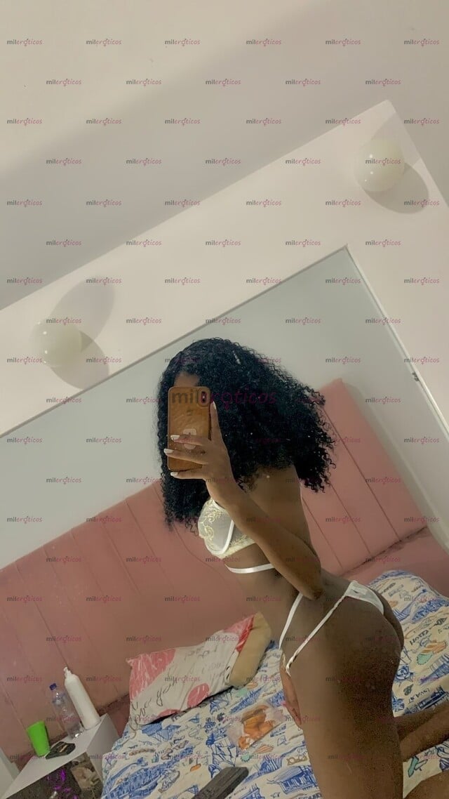 FOTOS DE DE NUEVO EN MEDELLÍN LA DEL ROSTRO MÁS FEMENINO LA MÁS BELLA Y HORMONIZADA