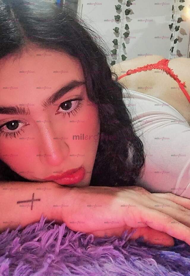 FOTOS DE UNIVERSITARIA HERMOSO ROSTRO JOVEN Y CULONA