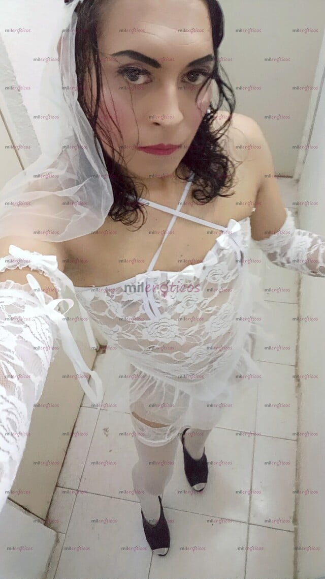 FOTOS DE HOLAAA AMOR QUIERES DISFRUTAR DE UNA LINDA DELGADITA Y APRETADITA