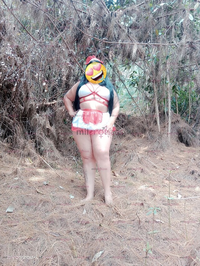 FOTOS DE HOLA MIS AMORES SOY ANDREA TRES PLATOS Y SIN IMPORTAR TAMAÑO