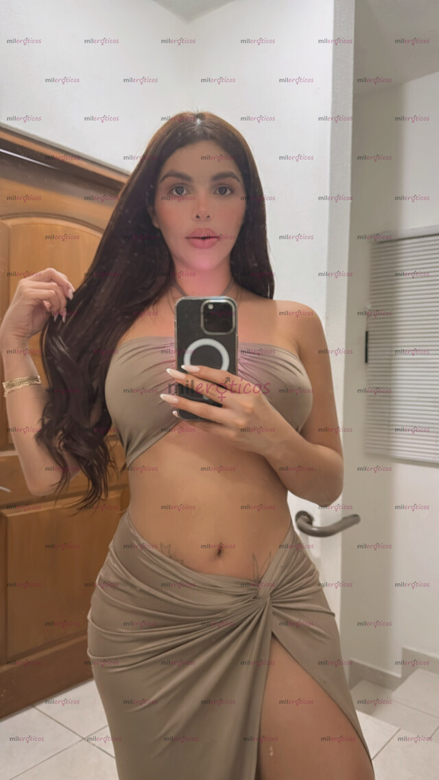 FOTOS DE TU PELINEGRA FAVORITA CON UNA PIEL MARAVILLOSA SIN PHOTOSHOP.