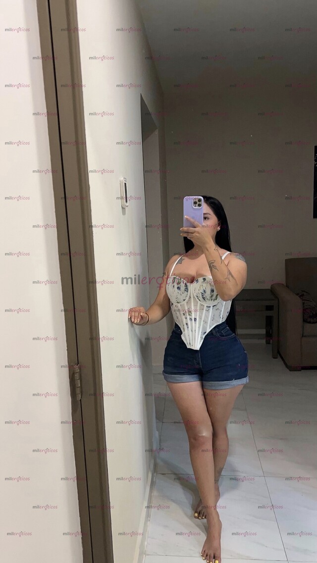 FOTOS DE BRISLETH PELO NEGRO MUY COMPLACIENTE DE UN GRANDE TRASERO