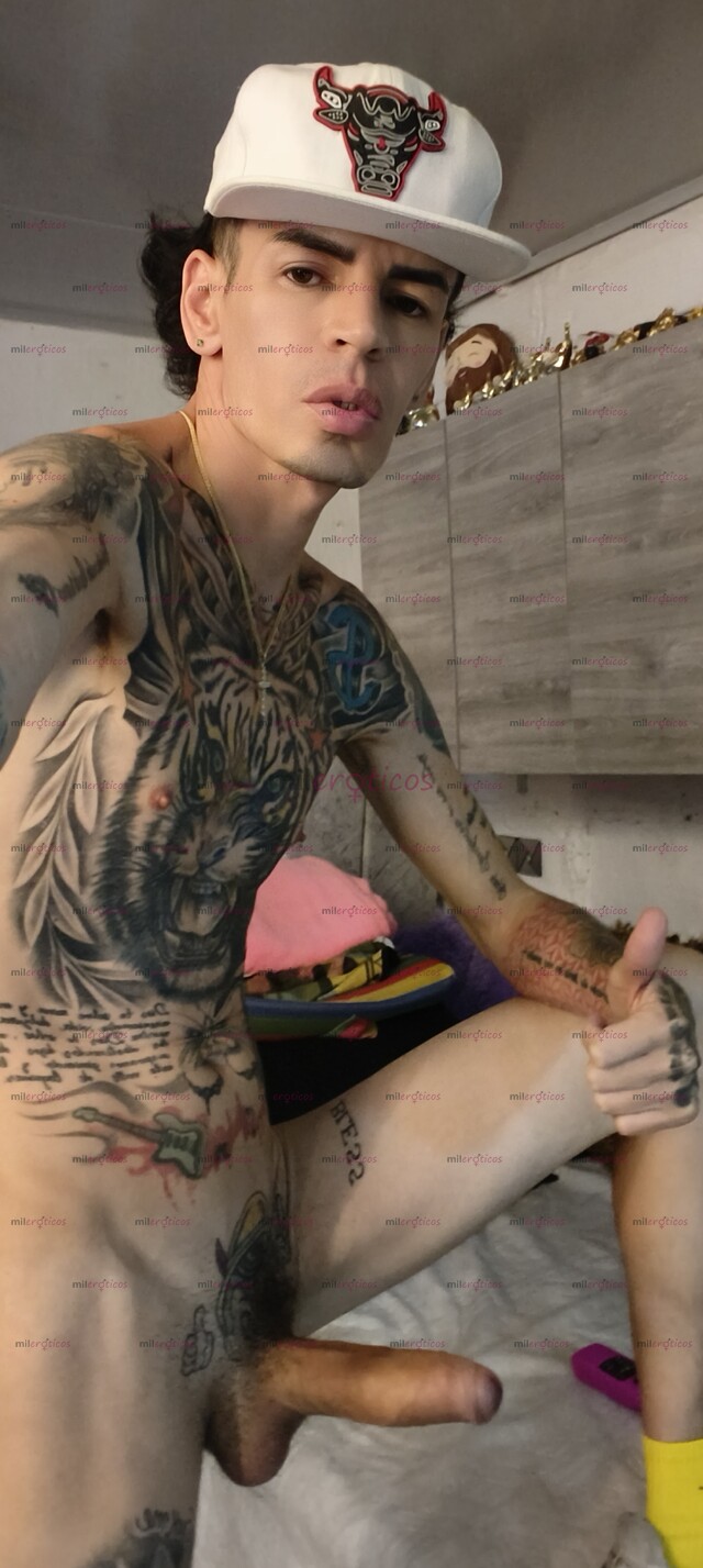 FOTOS DE BUENOS DÍAS YO MEN DELGADO ACTIVO TATUADO