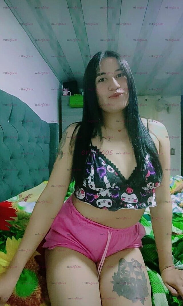 FOTOS DE HOLA MIS AMORES SOY YESSICA UNA CHICA DE CARA LINDA JUGUETONA DIVERTIDA TU AMAMT