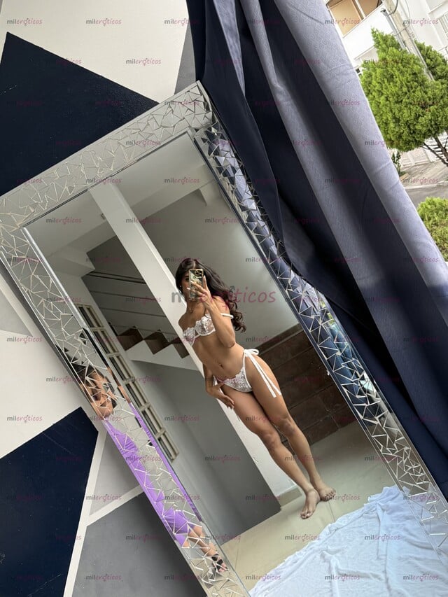 FOTOS DE TU CHICA TRANS VERSATIL MUY FEMENINA LECHERA MUY CALIENTE Y COMPLASIENTE