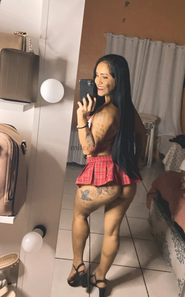 Ola amores sou uma manauara baixinha rabuda e sem frescura muito carinhosa e experiente em lhe proporcionar prazer confiavelsexting amp punheta guia d...