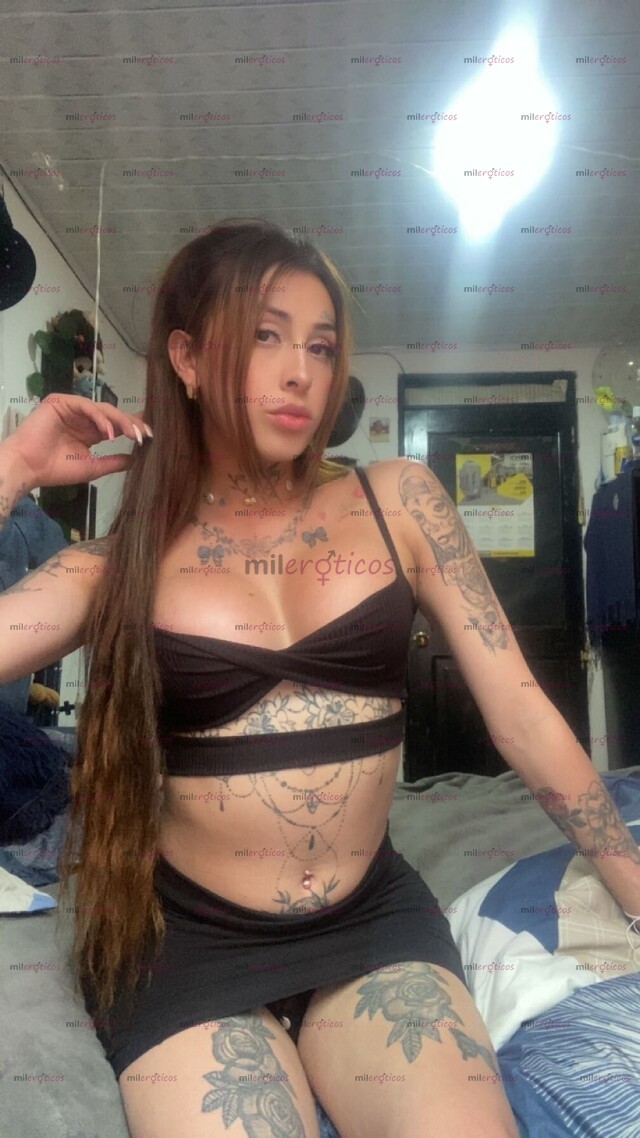 FOTOS DE HERMOSA MUJER TRANS SÚPER SEXI FEMENINA Y ARDIENTE