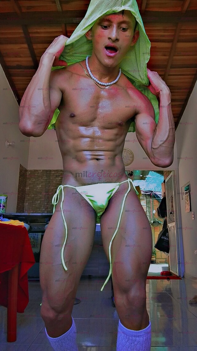 FOTOS DE ALEX, 18 AÑOS, ACTIVO, VERGÓN Y COMPLACIENTE