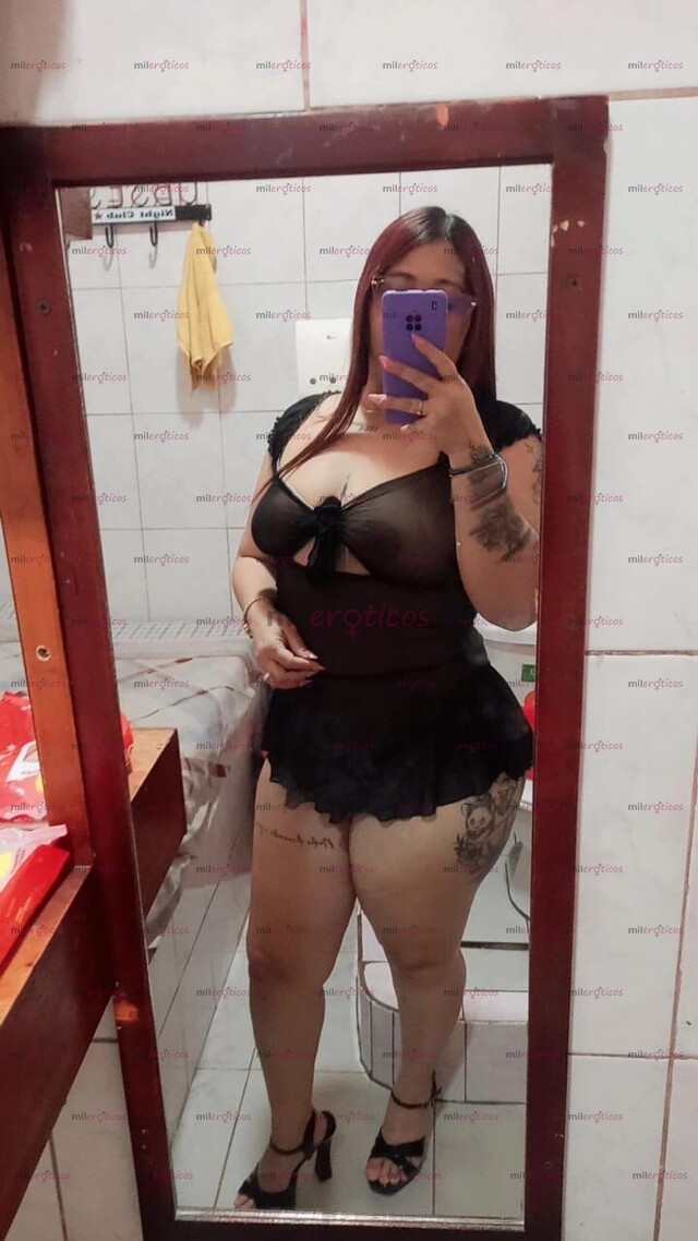 FOTOS DE VALERIA PELI ROJA CULONA TATUADA 100% TRAGONA