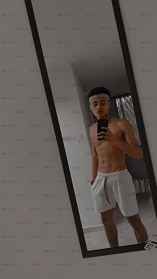 FOTOS DE JOVEN BARRANQUILLERO COMPLETAMENTE PASIVO...