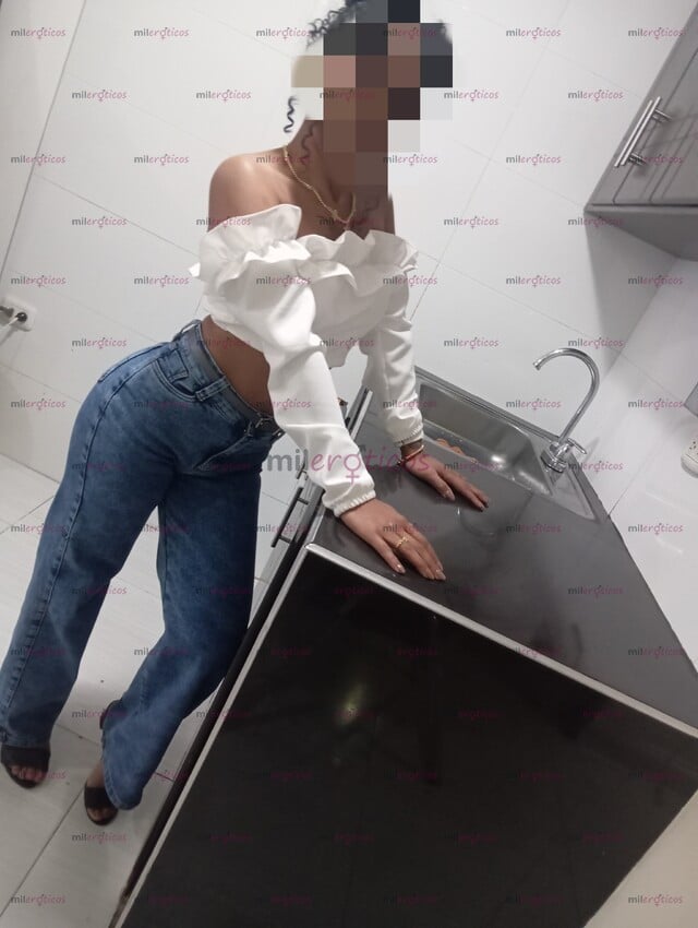 FOTOS DE SOY CARO UNA HERMOSA SCORT VIP DE LO MÁS TOP 18 AÑOS REALES