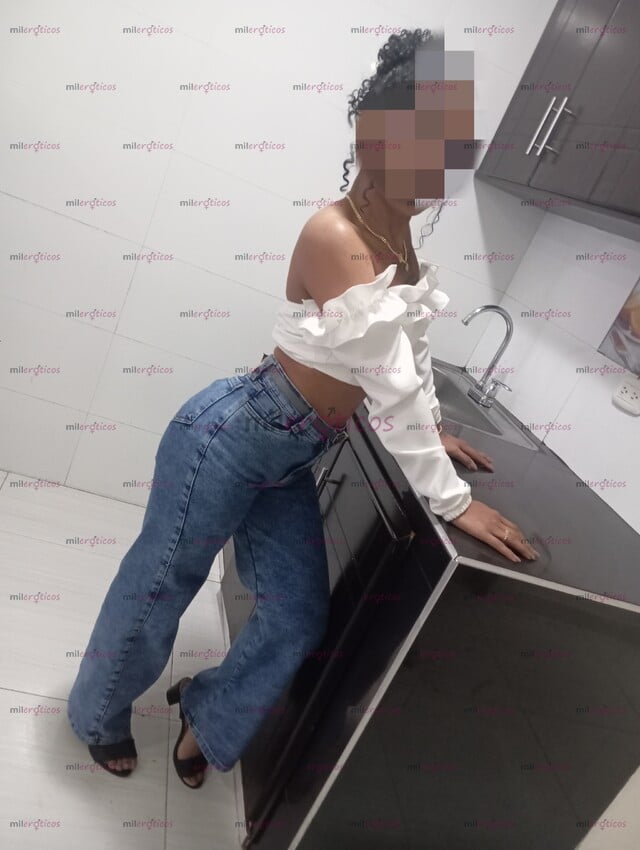 FOTOS DE SOY CARO UNA HERMOSA SCORT VIP DE LO MÁS TOP 18 AÑOS REALES