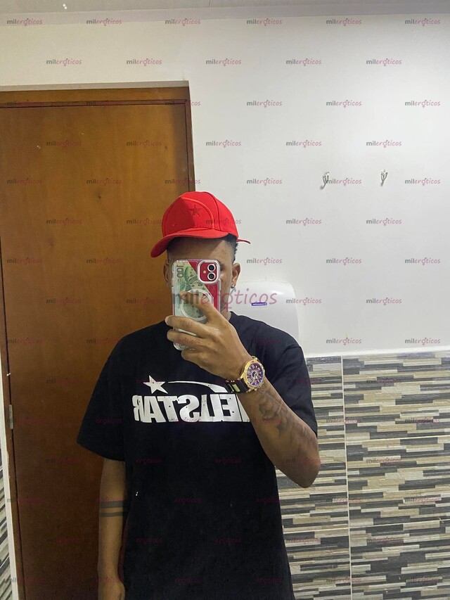 FOTOS DE ANDRES CHICO GUAPO VERGON MORENITO DE GYM CUERPO ATLETICO