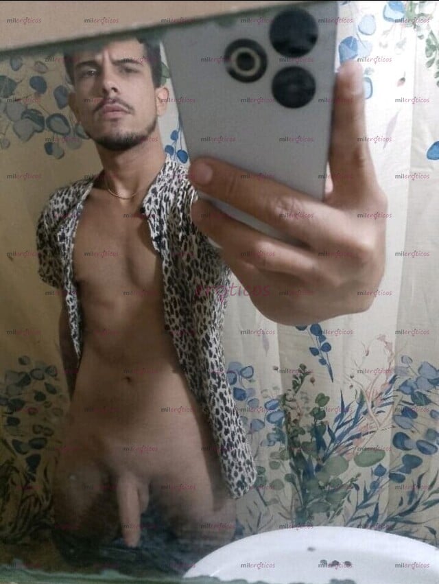 FOTOS DE CHICO SCORT GAY COMPLACE LAS 24HRS VERSÁTIL PASIVO VENEZOLANO
