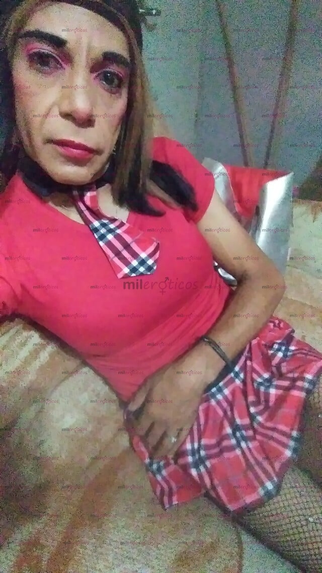 FOTOS DE ME LLAMO ADRIANA SOY UNA CHICA TRAVESTI MUY MUY CACHONDA