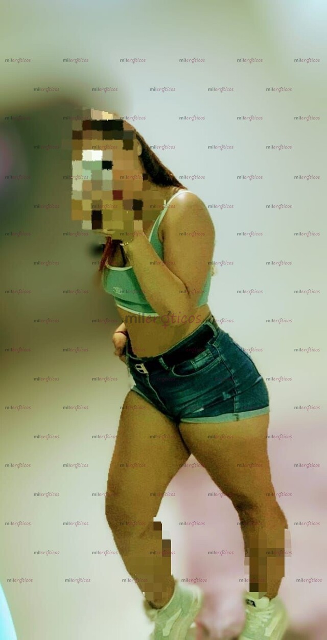FOTOS DE CANDELA NIÑA DE 23 AÑOS NALGONA CON RICAS CADERAS