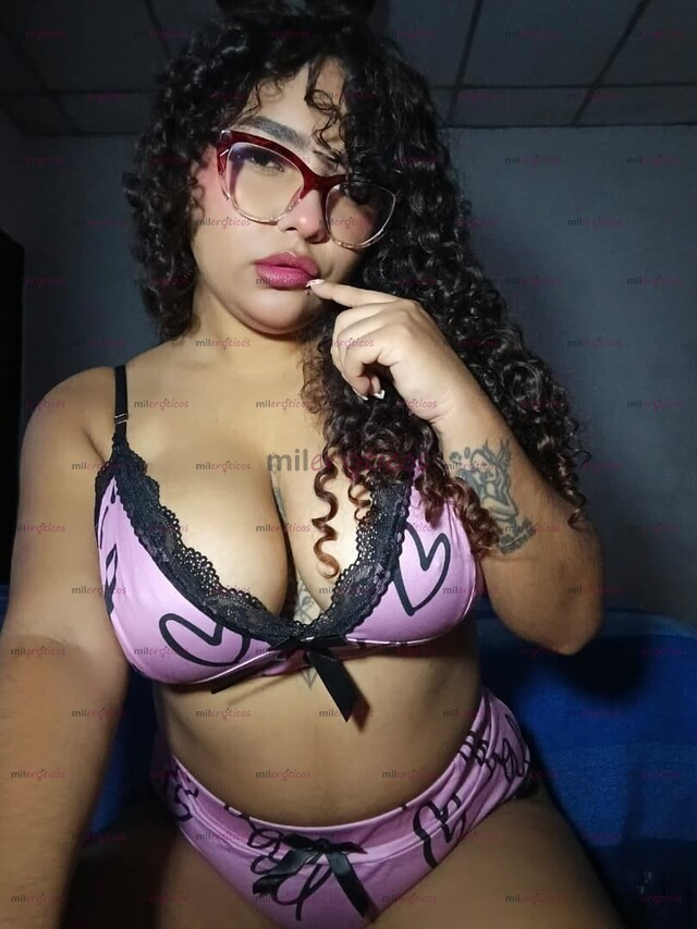 FOTOS DE ¡PROBABLEMENTE EL CULO MÁS GRANDE QUE VERÁS HOY EN TU ABITACION SI LO DESEAS