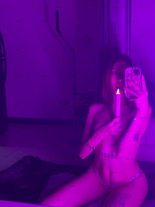 FOTOS DE SEXY RUBIA DE OJOS CLAROS FLAQUITA EXÓTICA