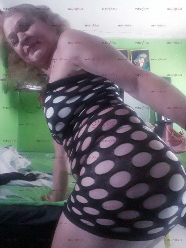 FOTOS DE TE SIENTES BIEN PERRA CON UNA VERGA EN TU BOCA Y ANO CON LECHE Y CHUPADA DE CULO